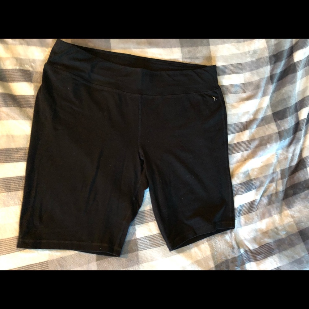 Lightly worn Danskin biker shorts. Size 3x